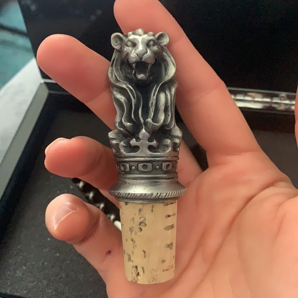 Ritz-Carlton wine cork and cork screw with bottle top remover and knife - Picture 4 of 8